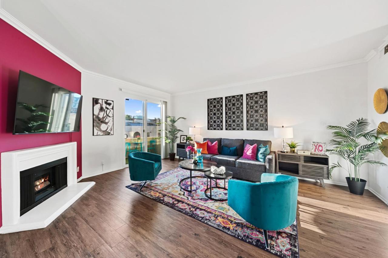 Beverly Hills Chic 2 Bed 2Bath With Patio And Parking 309 로스앤젤레스 외부 사진