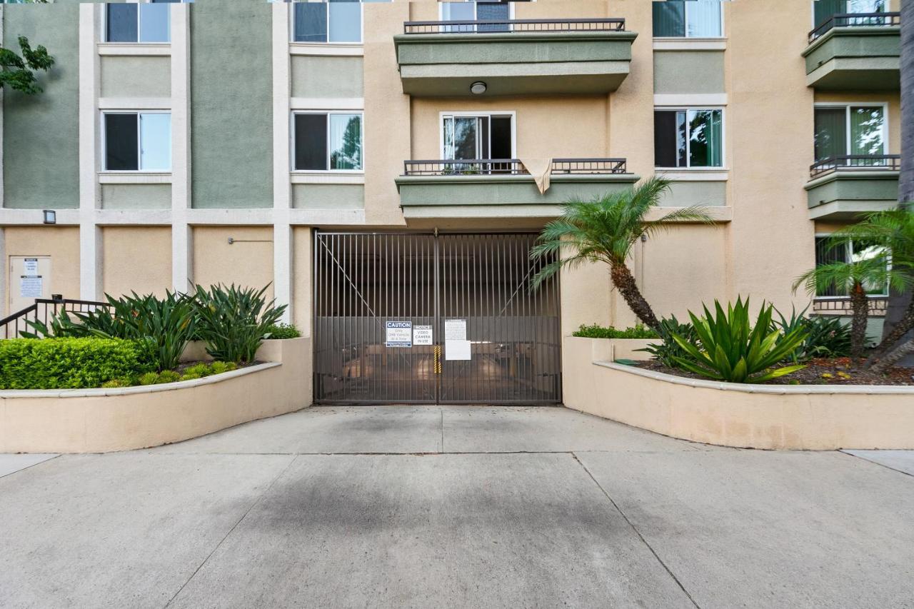 Beverly Hills Chic 2 Bed 2Bath With Patio And Parking 309 로스앤젤레스 외부 사진